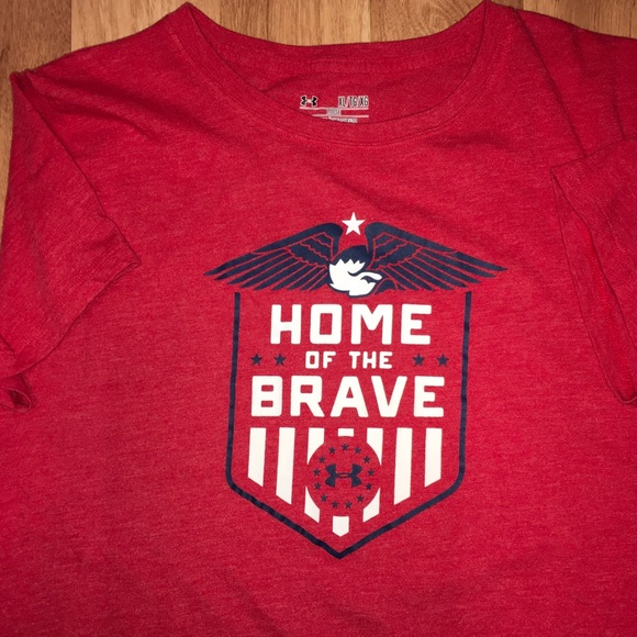 Women’s tee 👚 - Picture 2 of 2